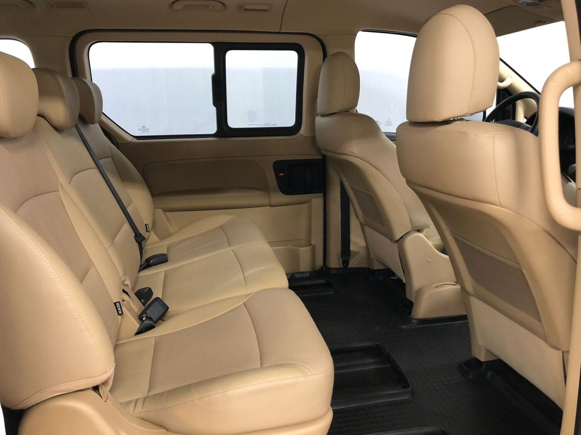 Купить Hyundai H1 2018, с пробегом в Уфе по цене 3 400 000 руб.